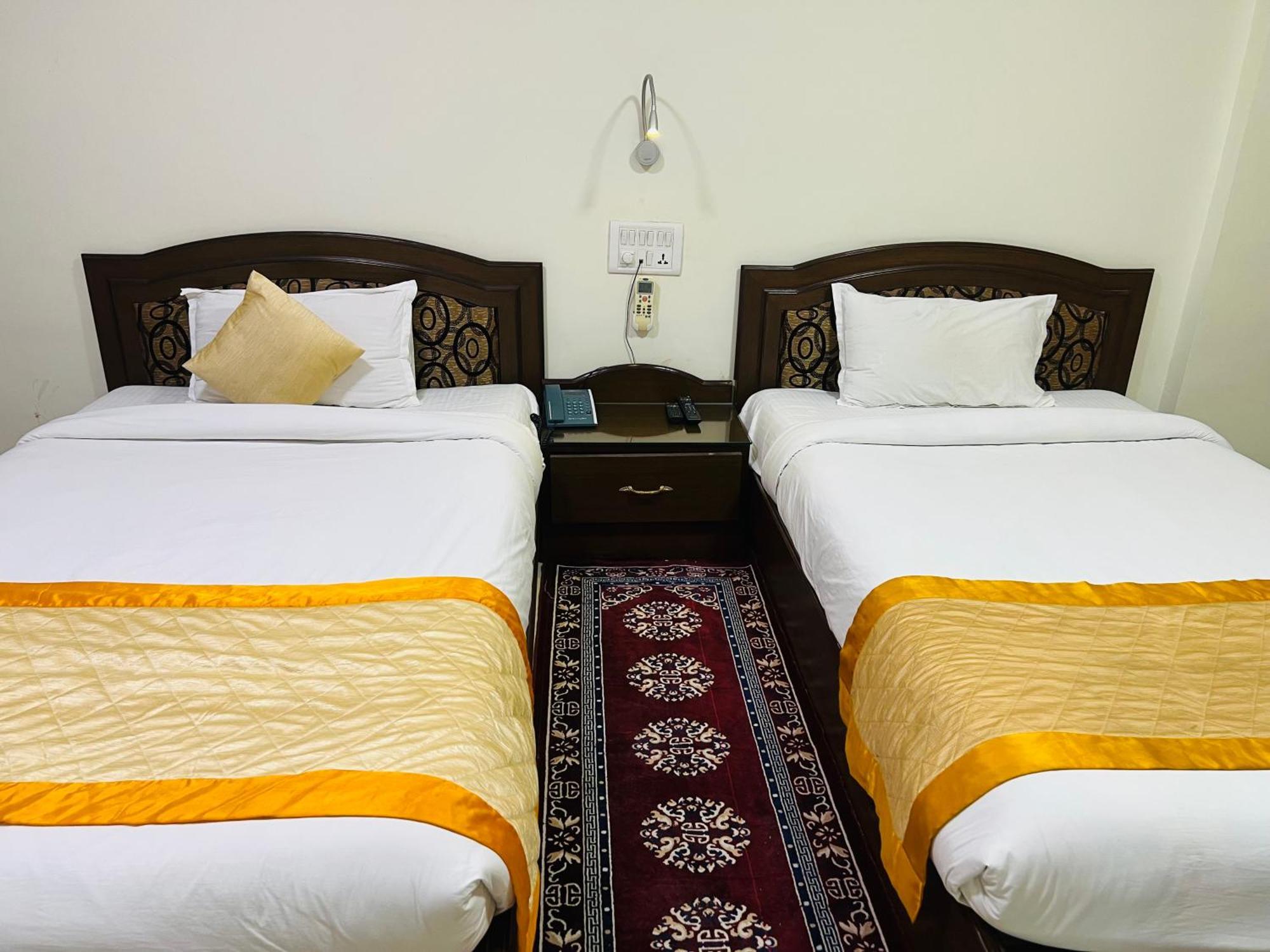 Bodhgaya Regency Hotel מראה חיצוני תמונה