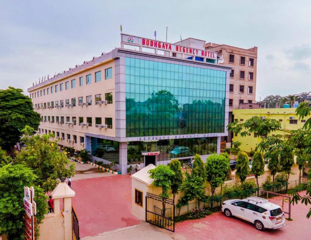 Bodhgaya Regency Hotel מראה חיצוני תמונה